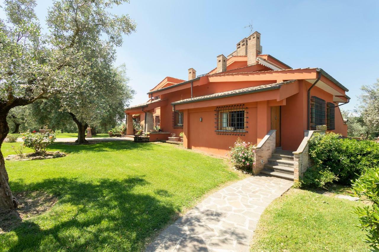 Casale Torre San Giovanni Villa In Via Della Marcigliana מראה חיצוני תמונה