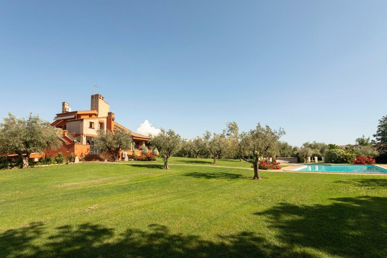 Casale Torre San Giovanni Villa In Via Della Marcigliana מראה חיצוני תמונה
