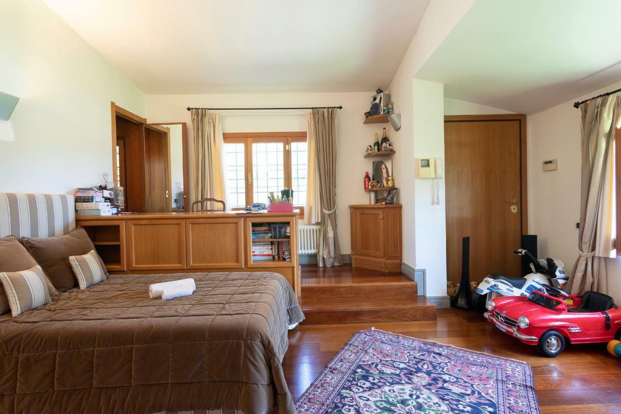 Casale Torre San Giovanni Villa In Via Della Marcigliana מראה חיצוני תמונה